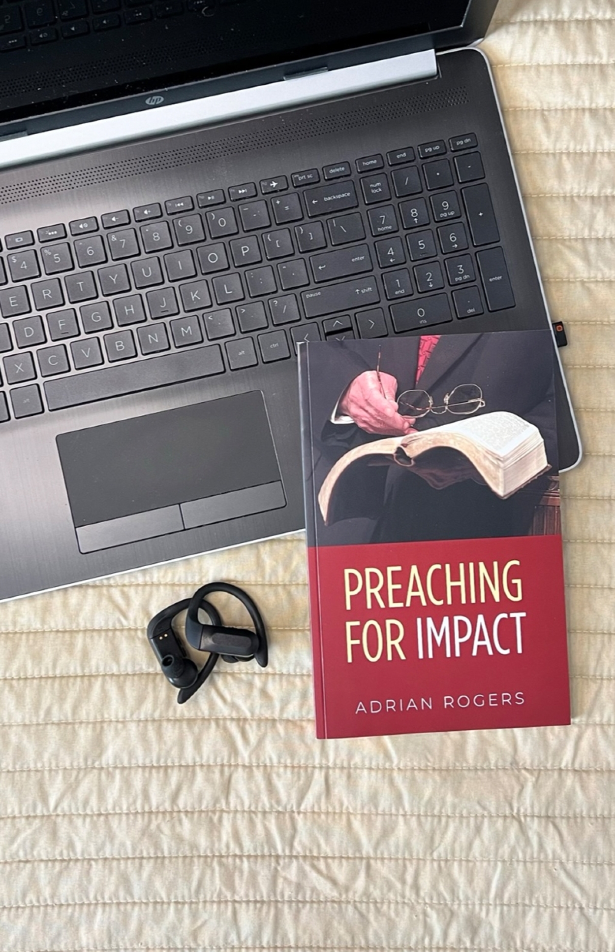 B135 preaching for impact book FLAT LAY